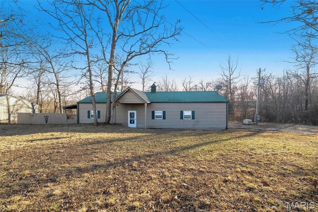 126 Breezy Meadow Lane, Bourbon, MO 65441 Main Photo