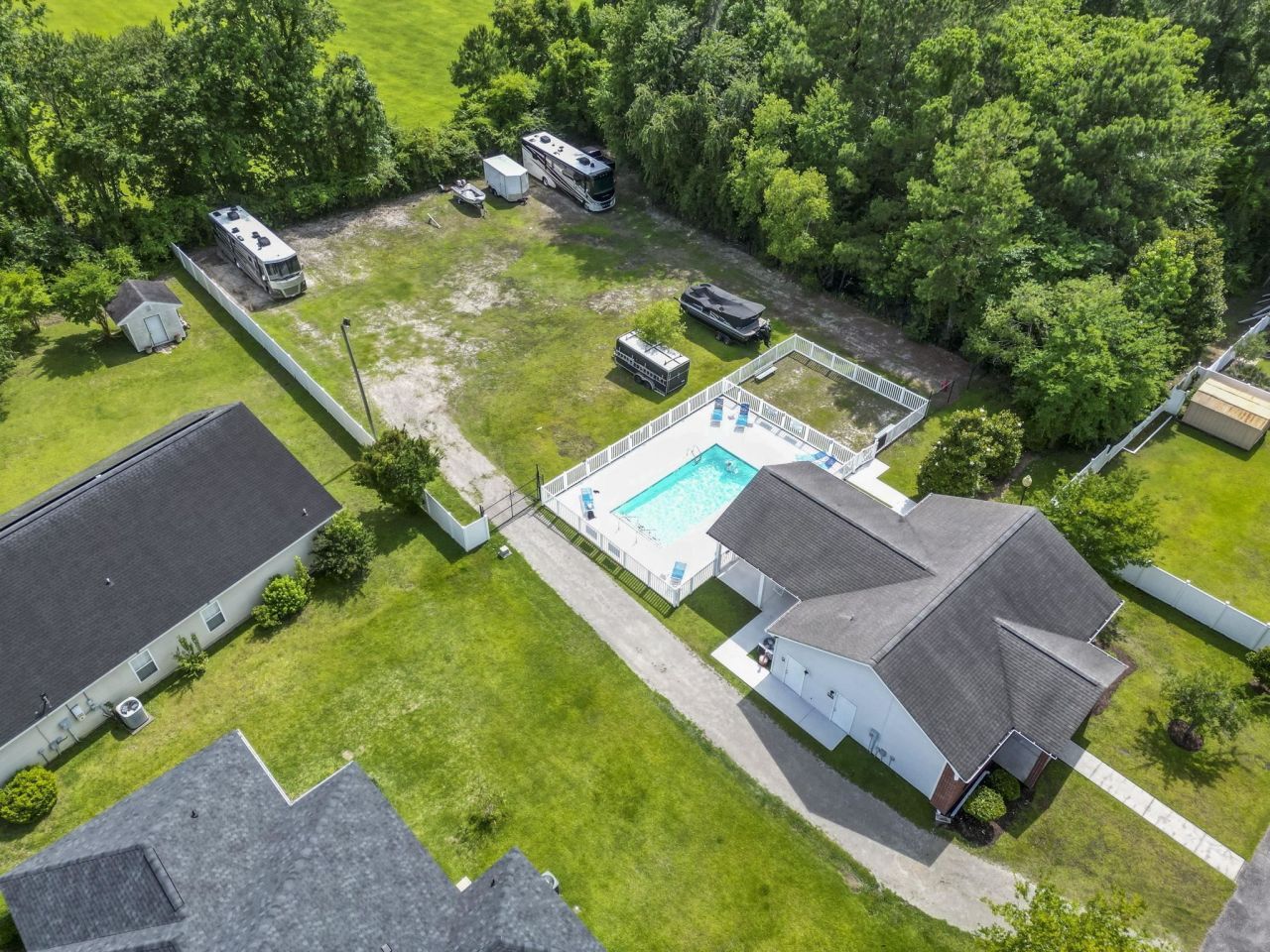 112 River Country Dr. Photo 30