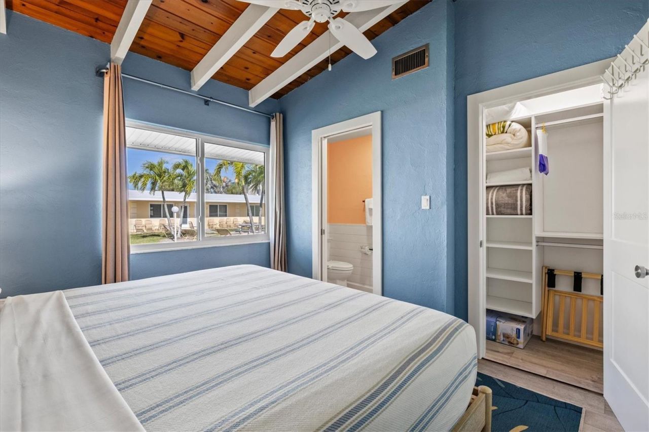 6006 Midnight Pass Road, Unit 44, Sarasota, FL 34242 Photo