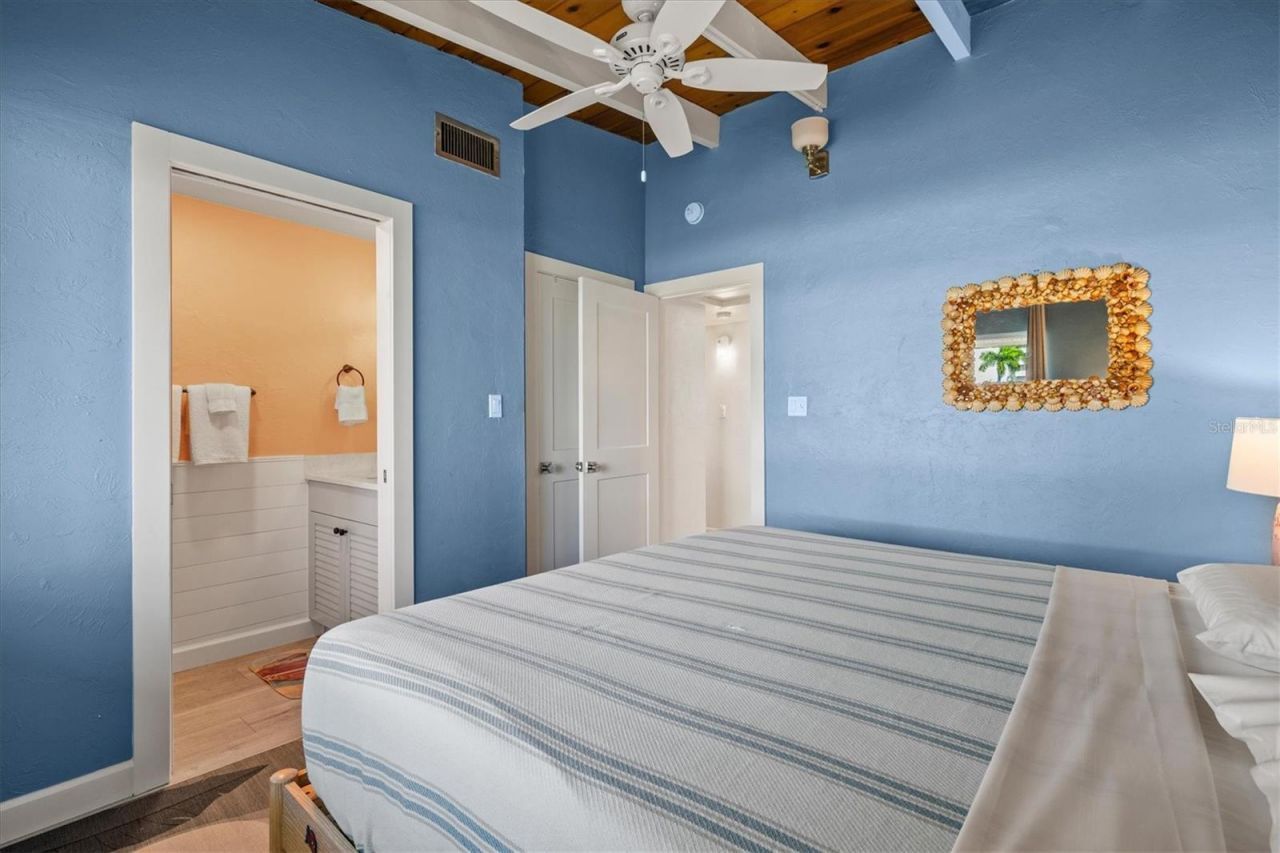 6006 Midnight Pass Road, Unit 44, Sarasota, FL 34242 Photo