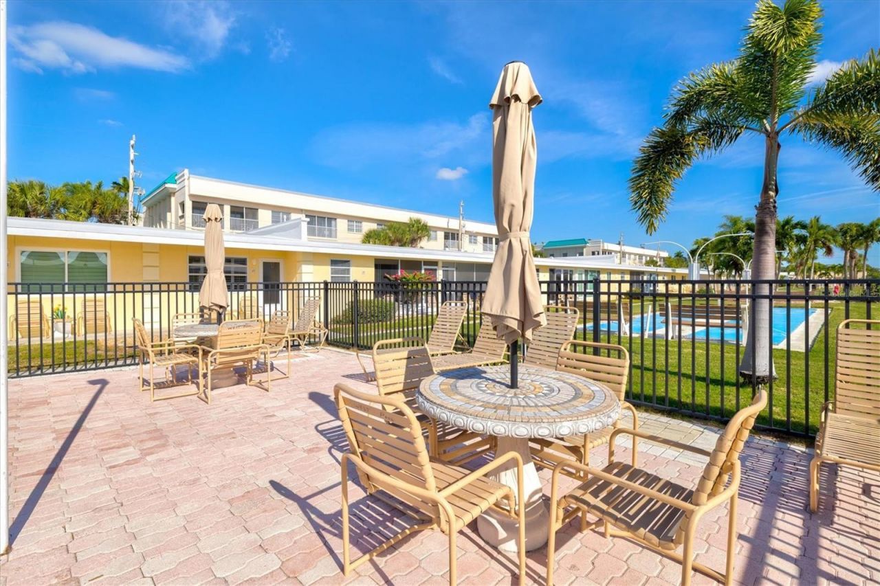 6006 Midnight Pass Road, Unit 44, Sarasota, FL 34242 Photo