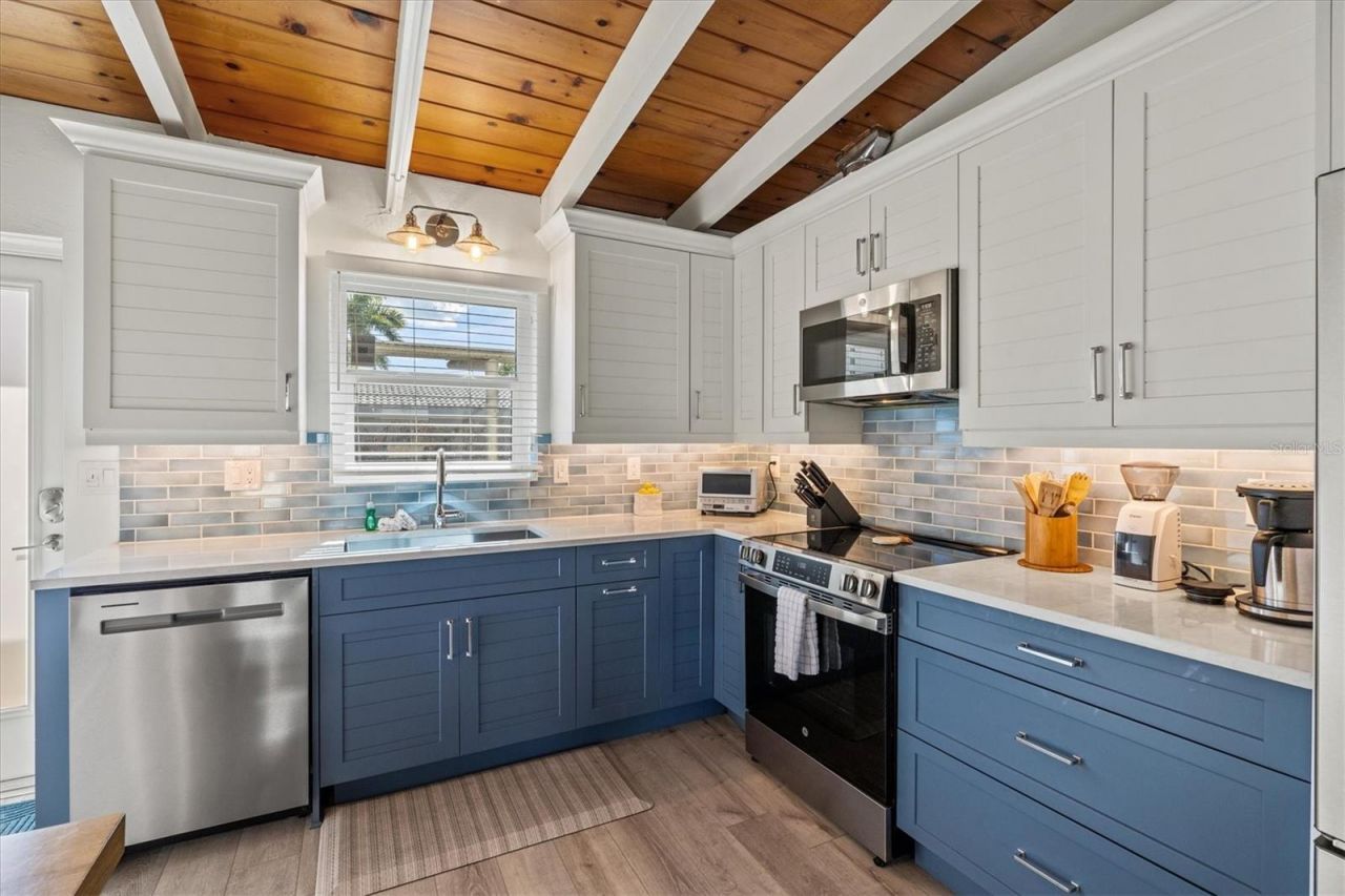 6006 Midnight Pass Road, Unit 44, Sarasota, FL 34242 Photo