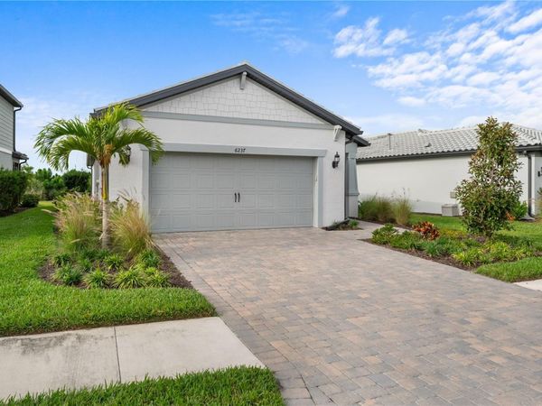 6237 FISH EAGLE COURT, NOKOMIS, FL 34275