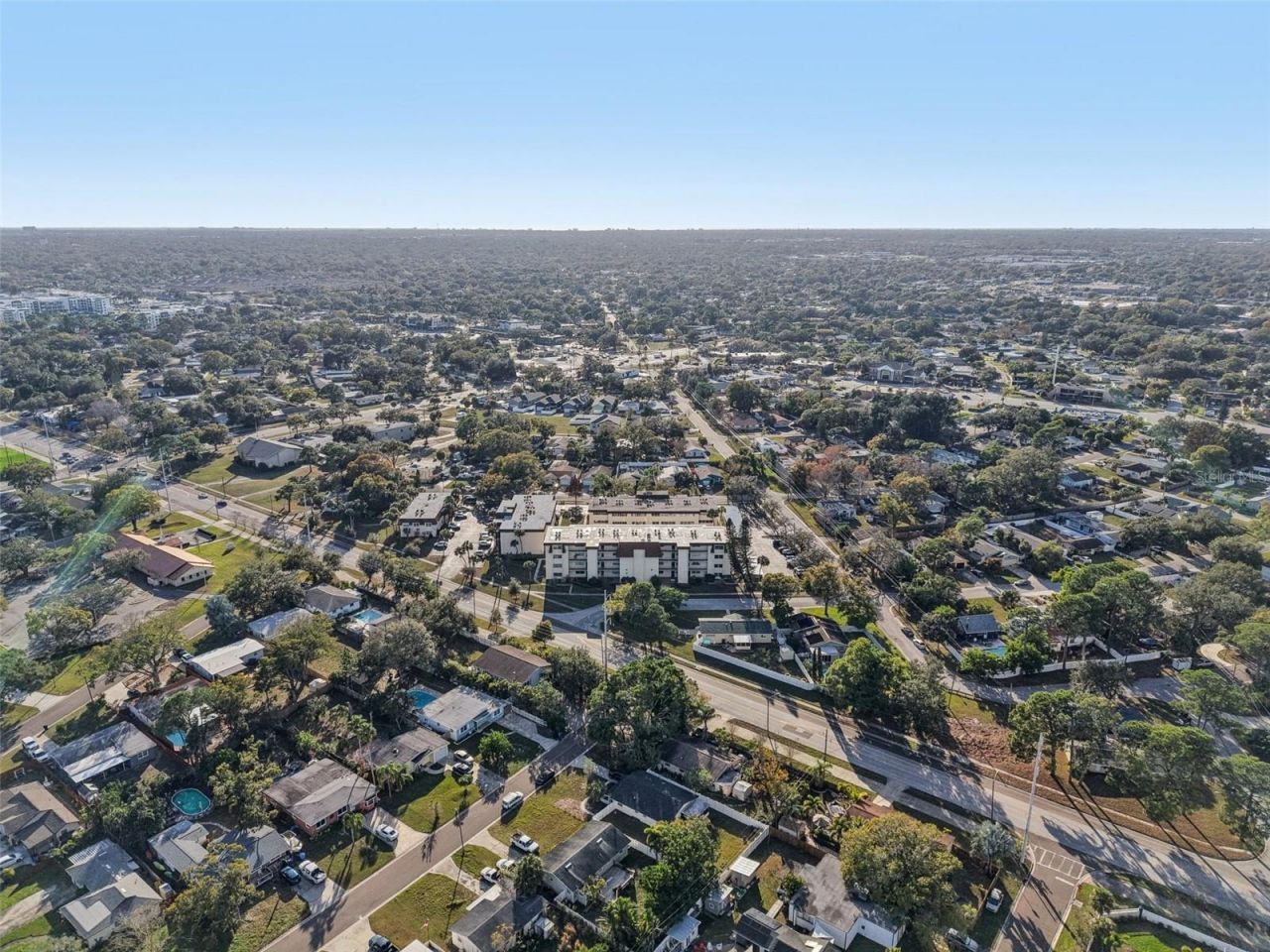 209 NE Lincoln Circle N, Unit 309, Saint Petersburg, FL 33702 Photo