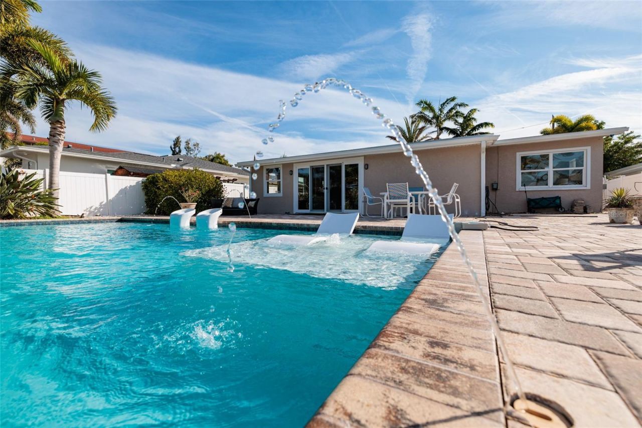 115 87th Avenue N, Saint Petersburg, FL 33702 Photo