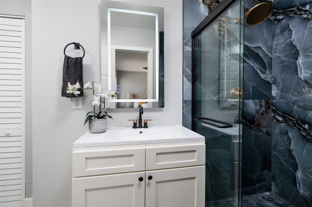 115 87th Avenue N, Saint Petersburg, FL 33702 Photo