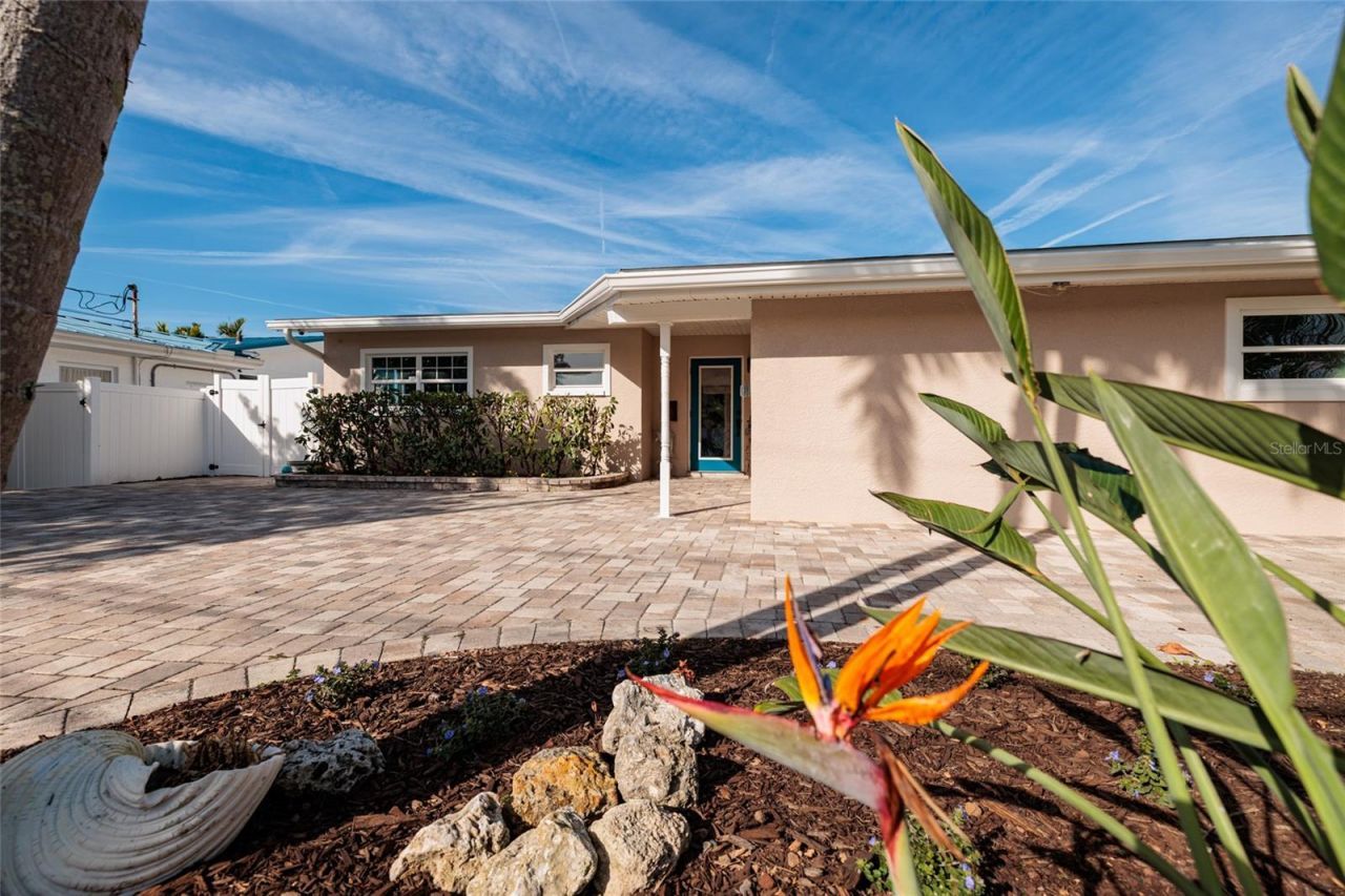 115 87th Avenue N, Saint Petersburg, FL 33702 Photo