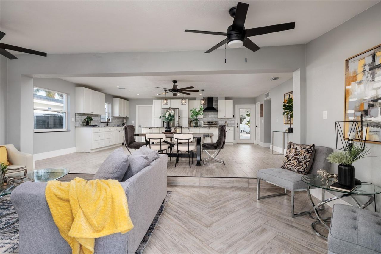 115 87th Avenue N, Saint Petersburg, FL 33702 Photo