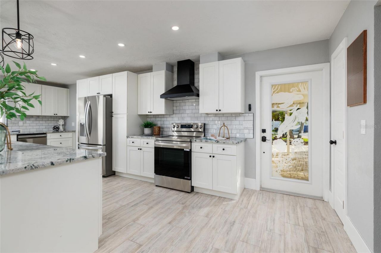 115 87th Avenue N, Saint Petersburg, FL 33702 Photo