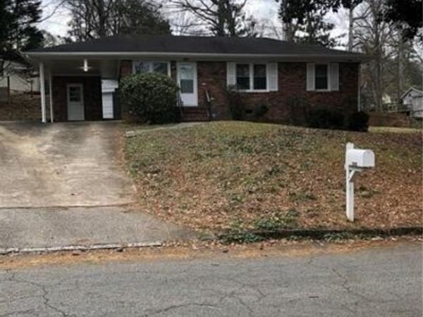 1048 Mantissa Street NW, Atlanta, GA 30318