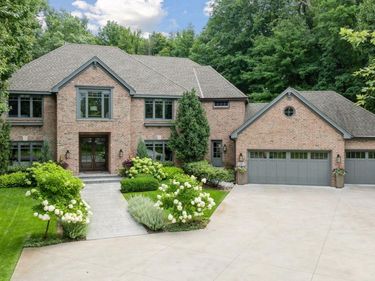 20715 Linwood Road, Deephaven, MN 55331