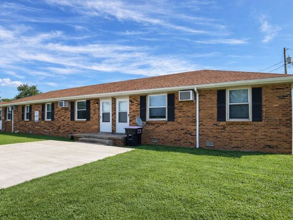 145 Tandy Dr, Unit B, Clarksville, TN 37042