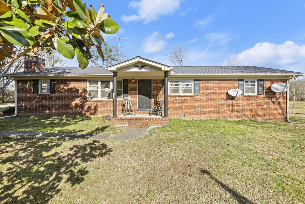 2521 Old Airport Rd, Hillsboro, TN 37342 Main Photo