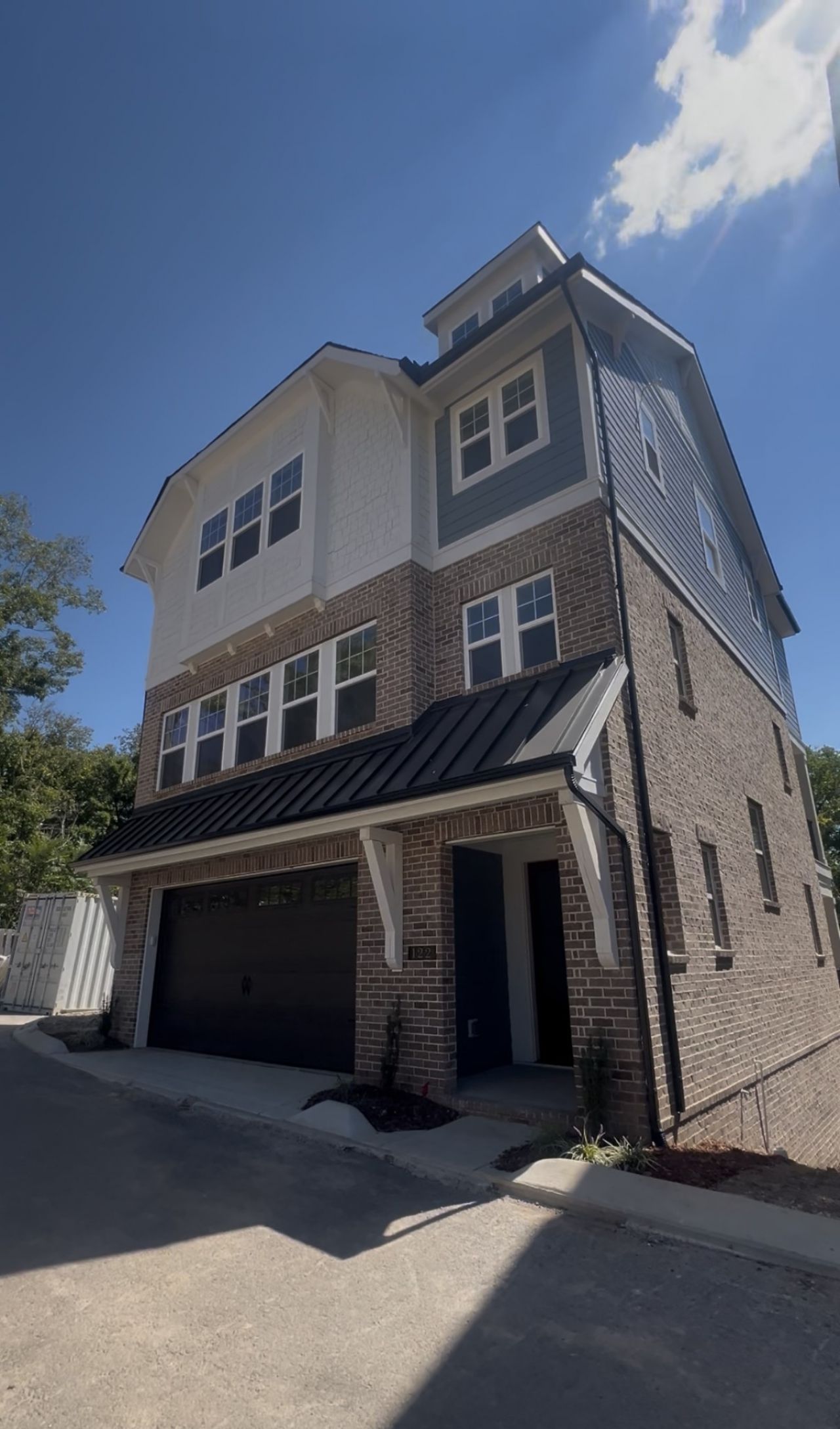 118 Honeywine St, Nashville, TN 37206 Main Photo