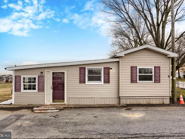 1963 SHEAFFER ROAD, ELIZABETHTOWN, PA 17022