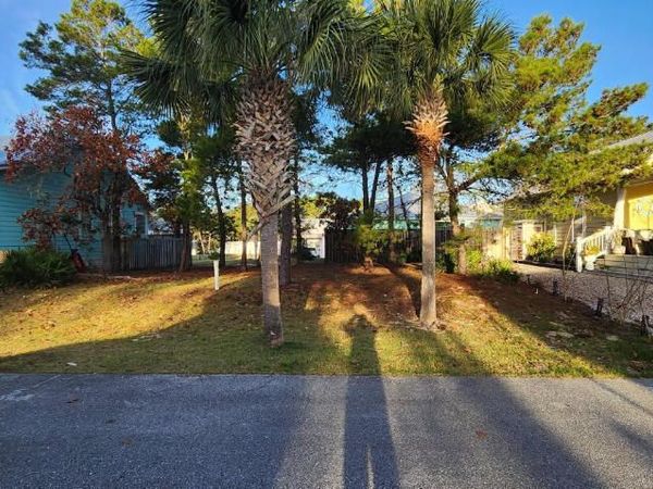 462 Paradise Boulevard, Panama City Beach, FL 32413
