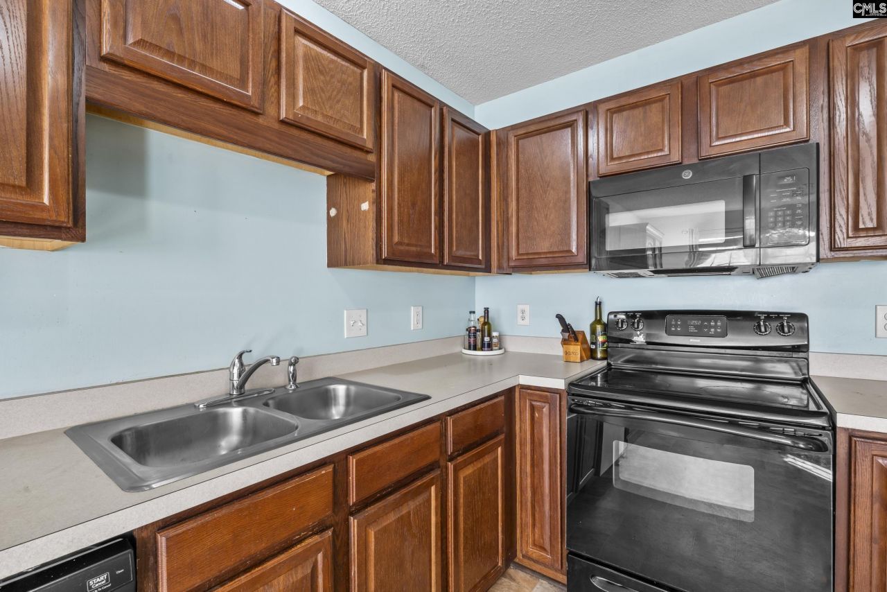 3 Foxwood Court Photo 7