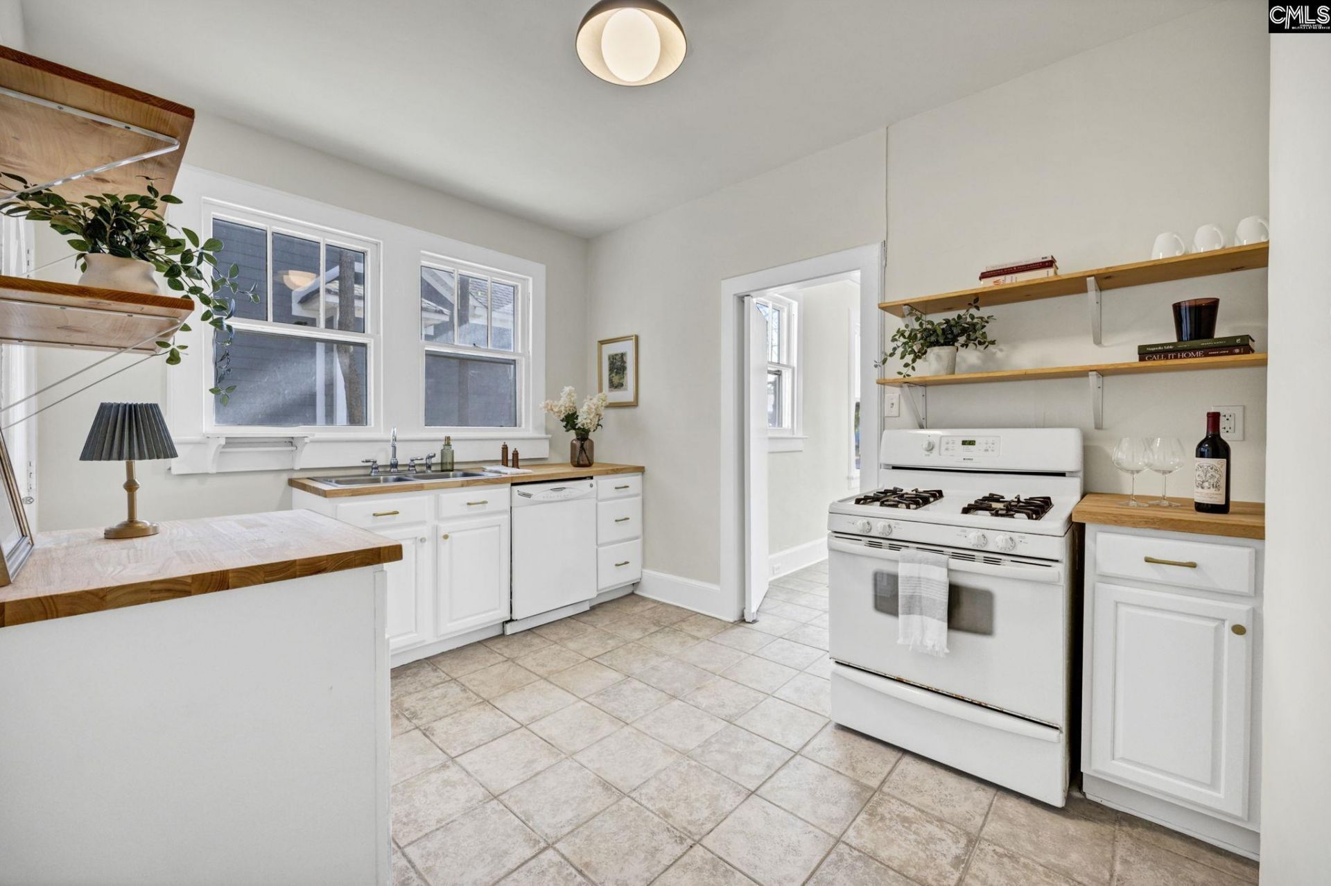 3114 Park Street Photo 9