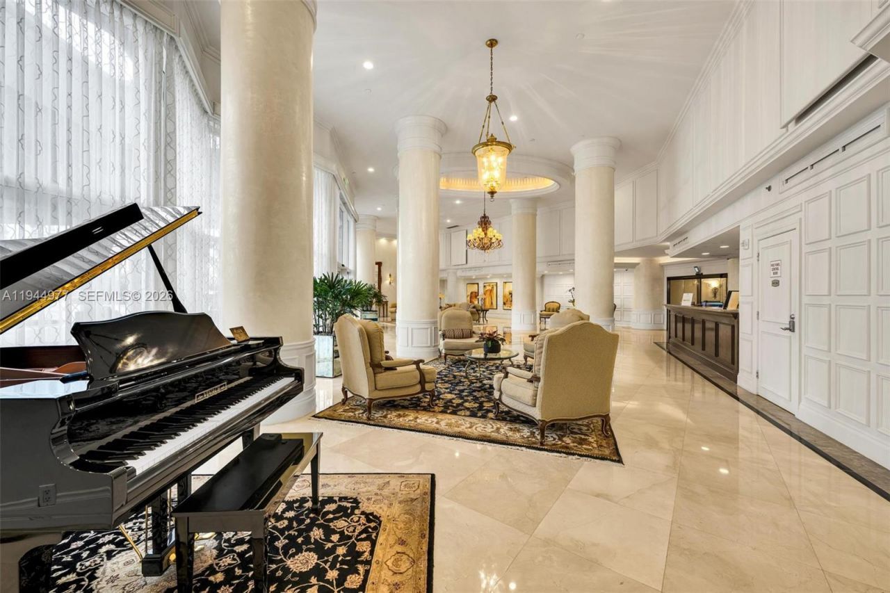 3530 Mystic Pointe Dr , Unit 303, Aventura, FL 33180 Photo