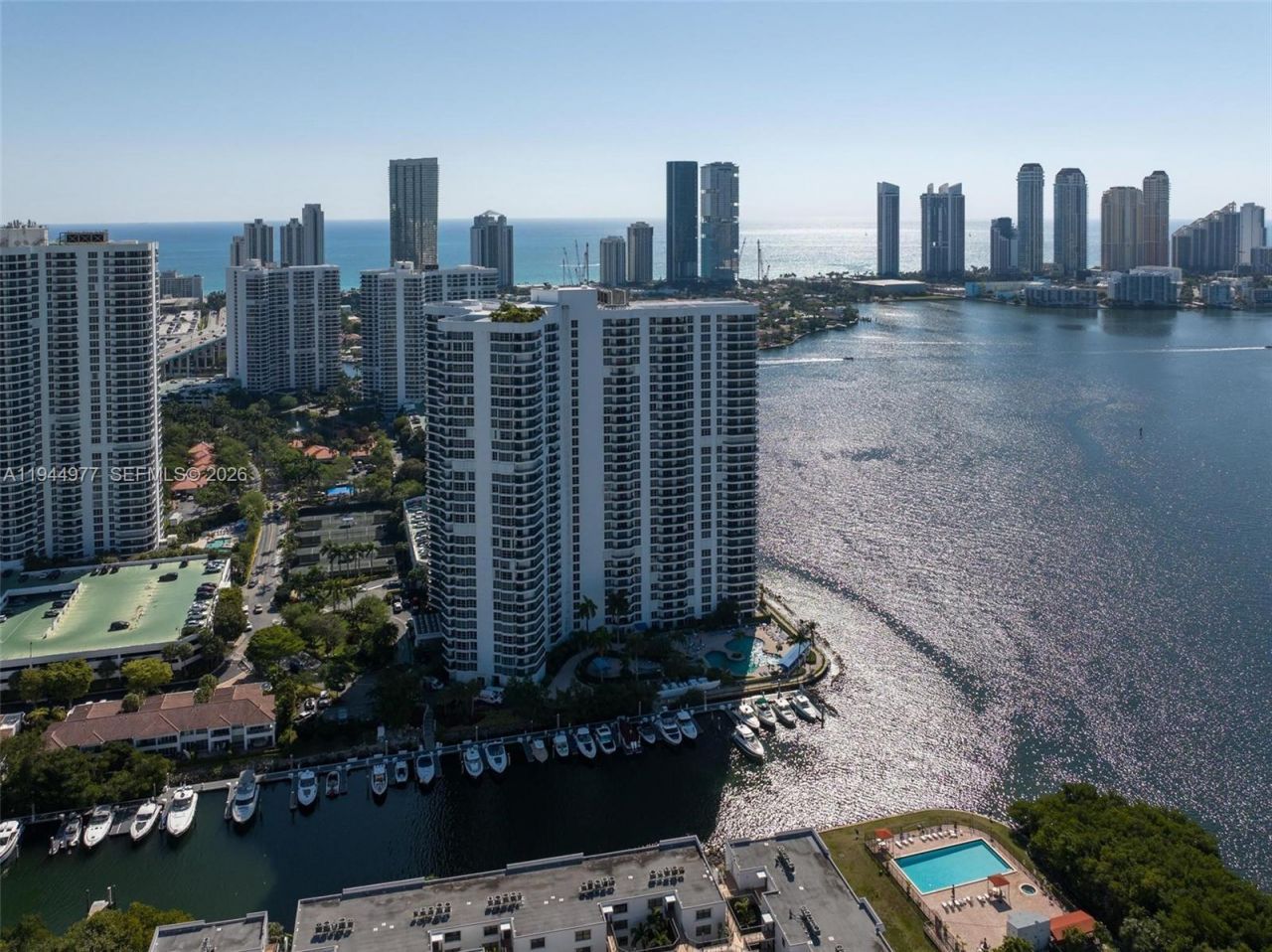 3530 Mystic Pointe Dr , Unit 303, Aventura, FL 33180 Photo