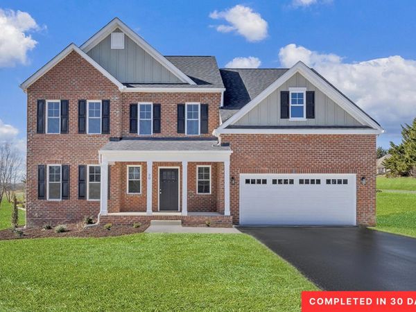 20 Island Green RD, Daleville, VA 24083