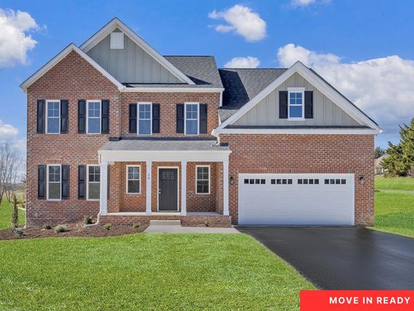 20 Island Green RD, Daleville, VA 24083