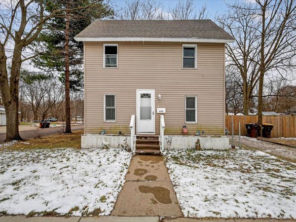 620 E Green Street, Marshall, MI 49068
