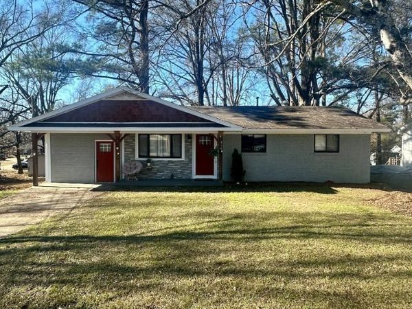 804 Hill N Dale, Tupelo, MS 38804