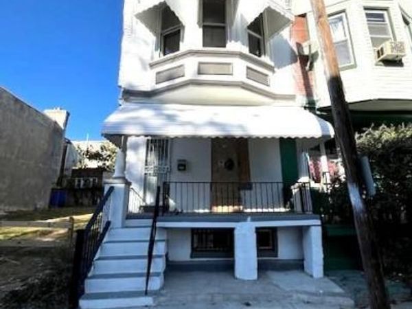 2437 W TORONTO STREET, PHILADELPHIA, PA 19132