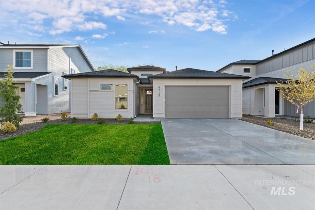 4219 Tropic Way, Caldwell, ID 83607 Main Photo