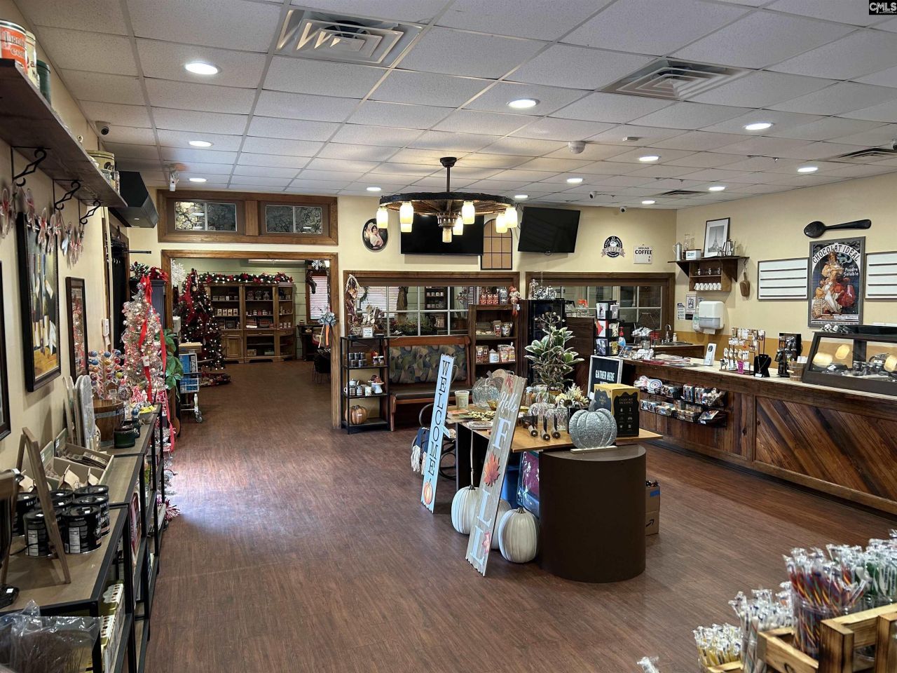 8291 Savannah Highway  Photo 11