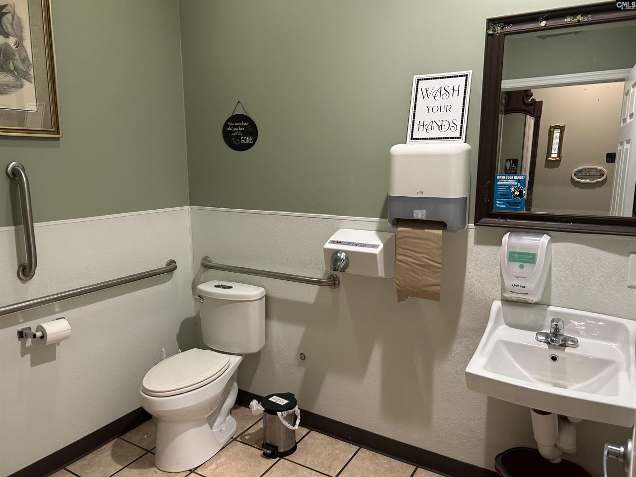 8291 Savannah Highway  Photo 7