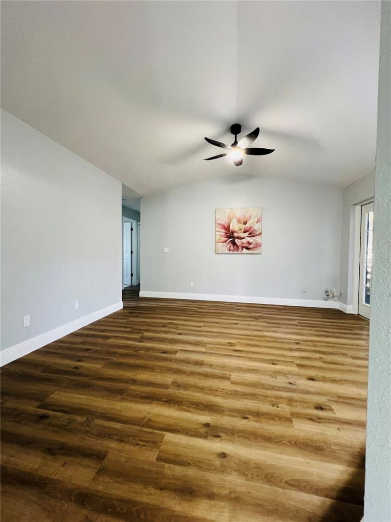 12195 71st Way, Largo, FL 33773 Photo