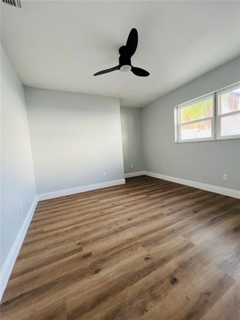 12195 71st Way, Largo, FL 33773 Photo