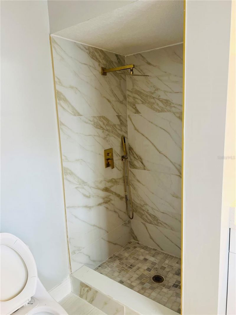 12195 71st Way, Largo, FL 33773 Photo