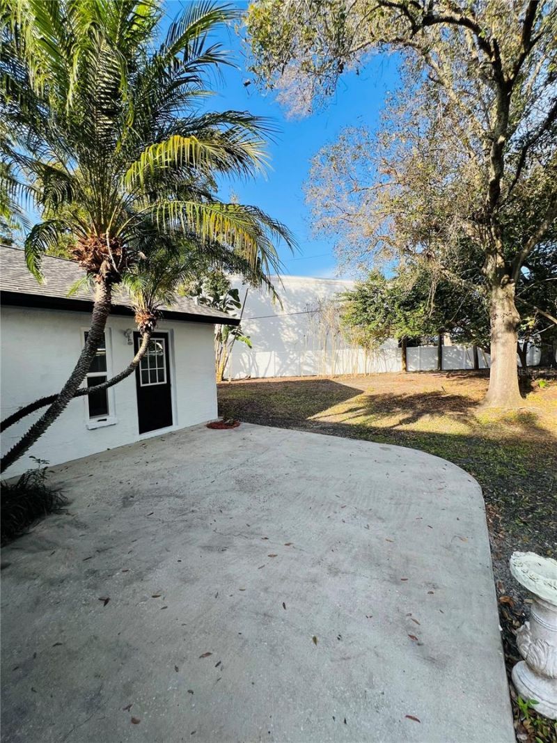 12195 71st Way, Largo, FL 33773 Photo