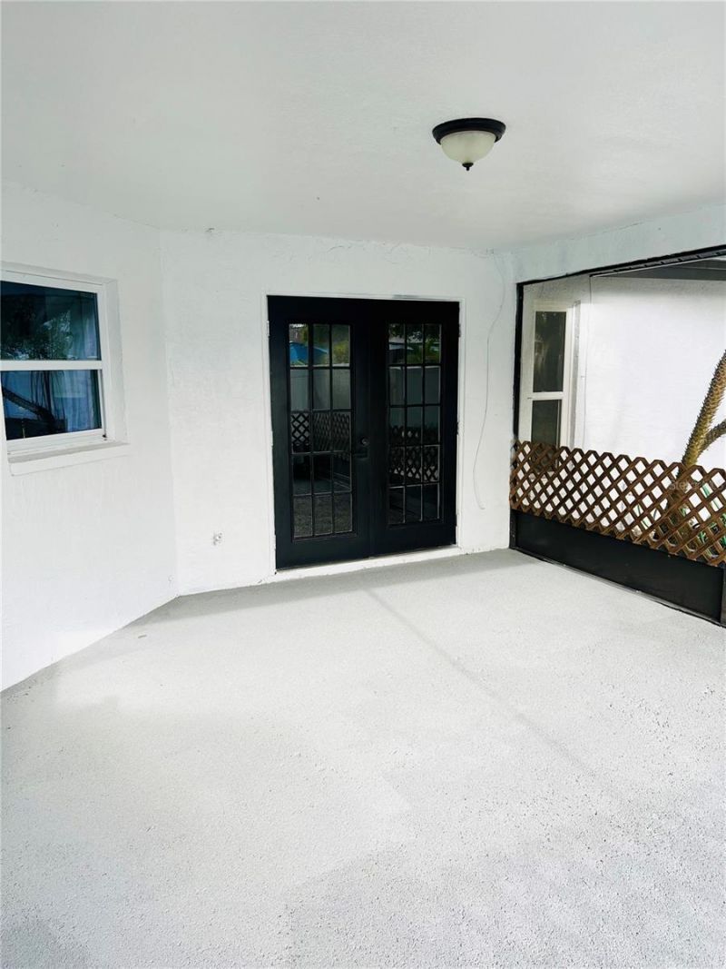 12195 71st Way, Largo, FL 33773 Photo