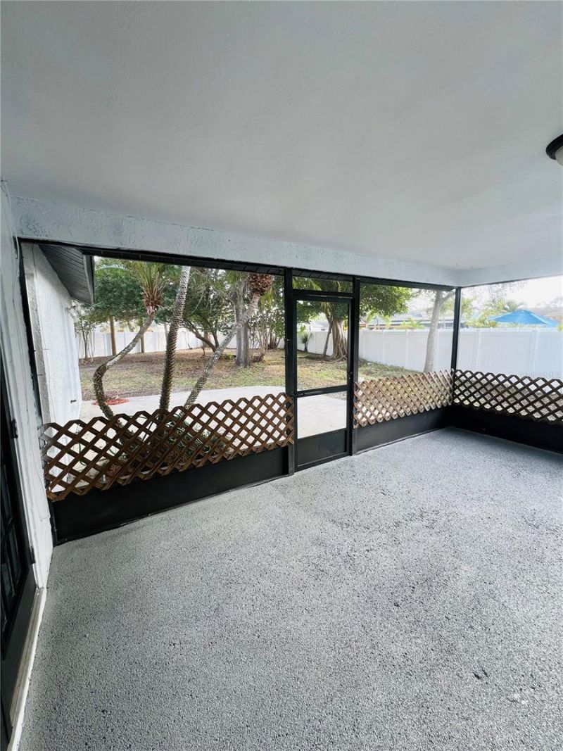 12195 71st Way, Largo, FL 33773 Photo