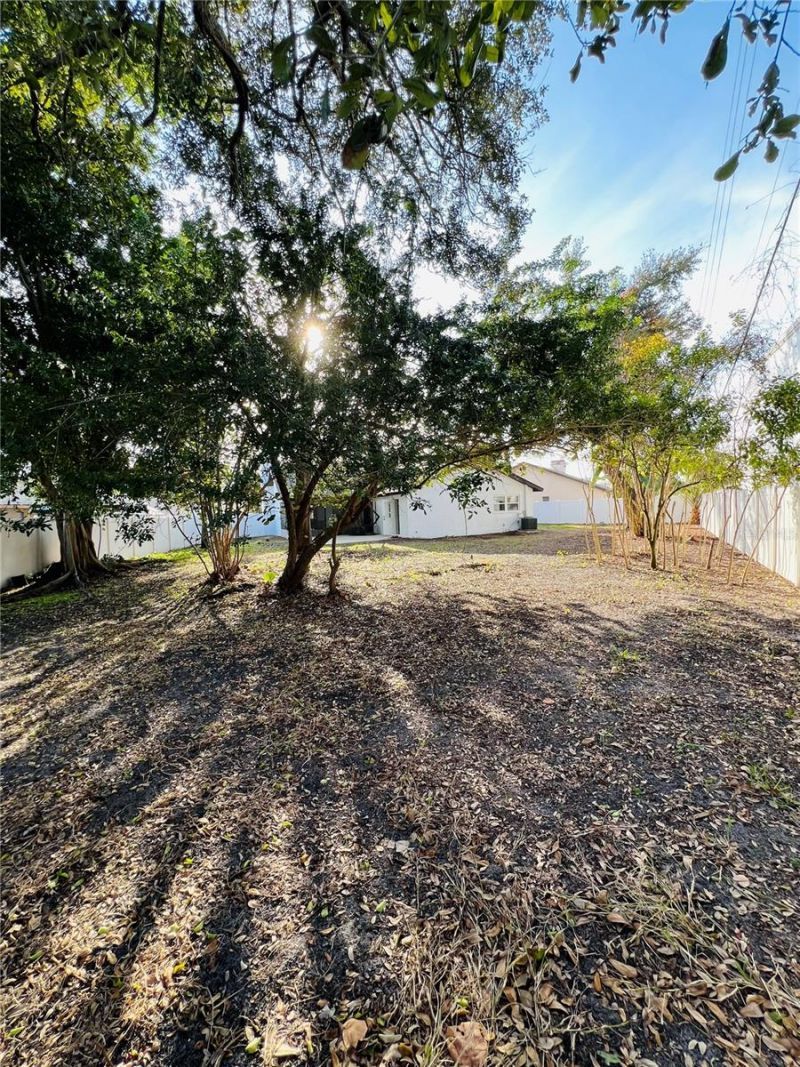 12195 71st Way, Largo, FL 33773 Photo