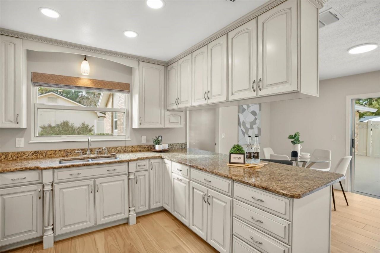 104 Valencia Loop, Altamonte Springs, FL 32714 Photo