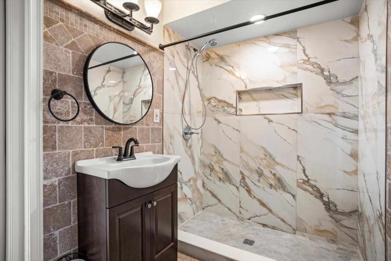 104 Valencia Loop, Altamonte Springs, FL 32714 Photo