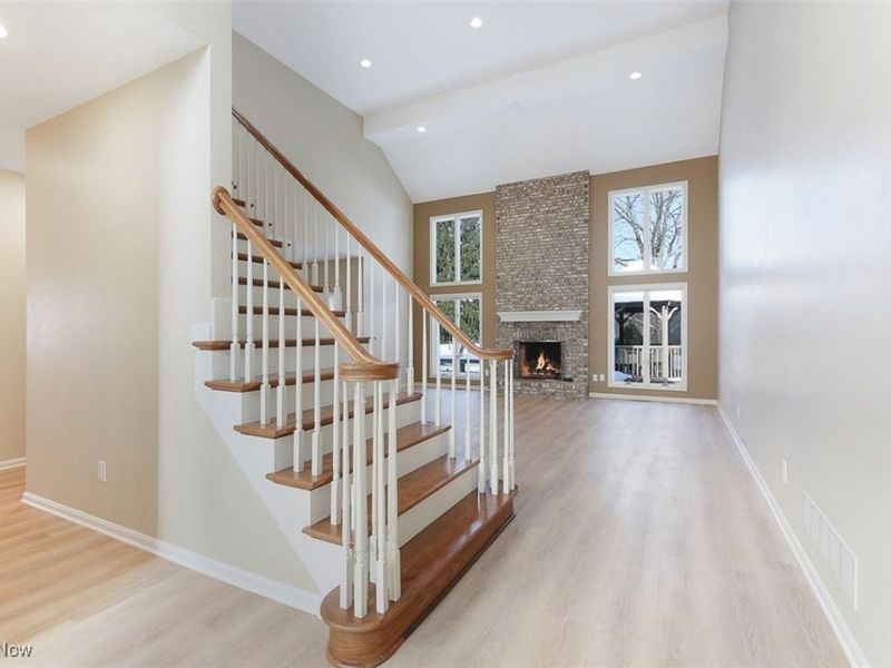 196 Chisholm Court, Aurora, OH 44202 Photo 10