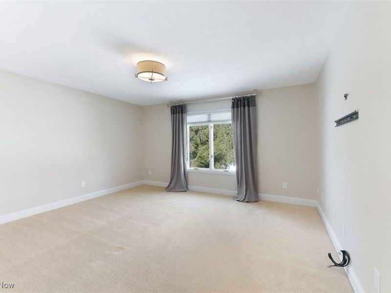 196 Chisholm Court, Aurora, OH 44202 Photo 28