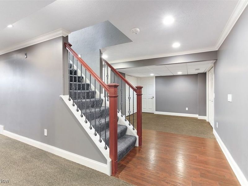 196 Chisholm Court, Aurora, OH 44202 Photo 32