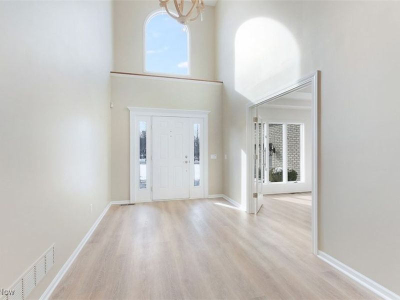 196 Chisholm Court, Aurora, OH 44202 Photo 9