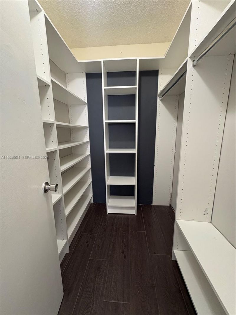 2400 NE 10th St , Unit 203, Pompano Beach, FL 33062 Photo