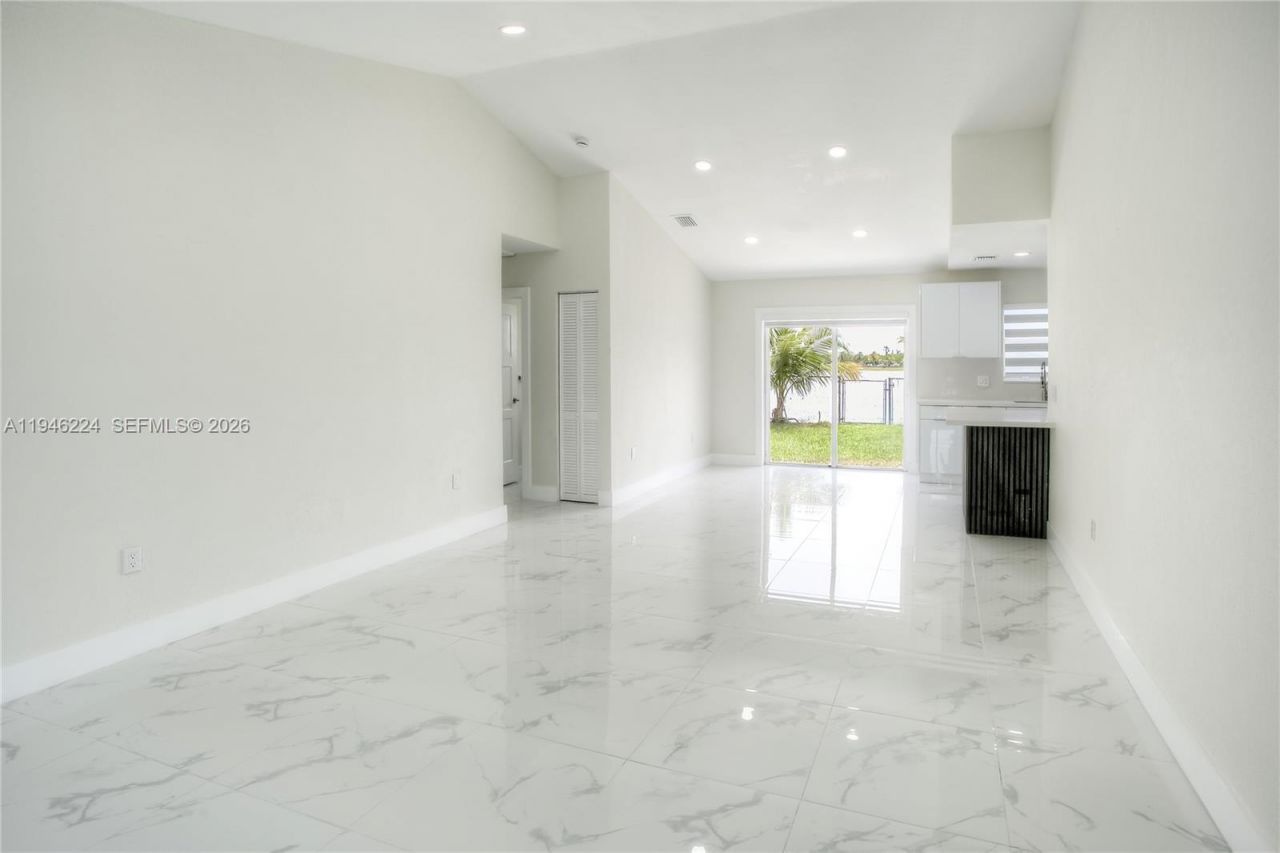 3060 NW 203rd Ter , Miami Gardens, FL 33056 Photo