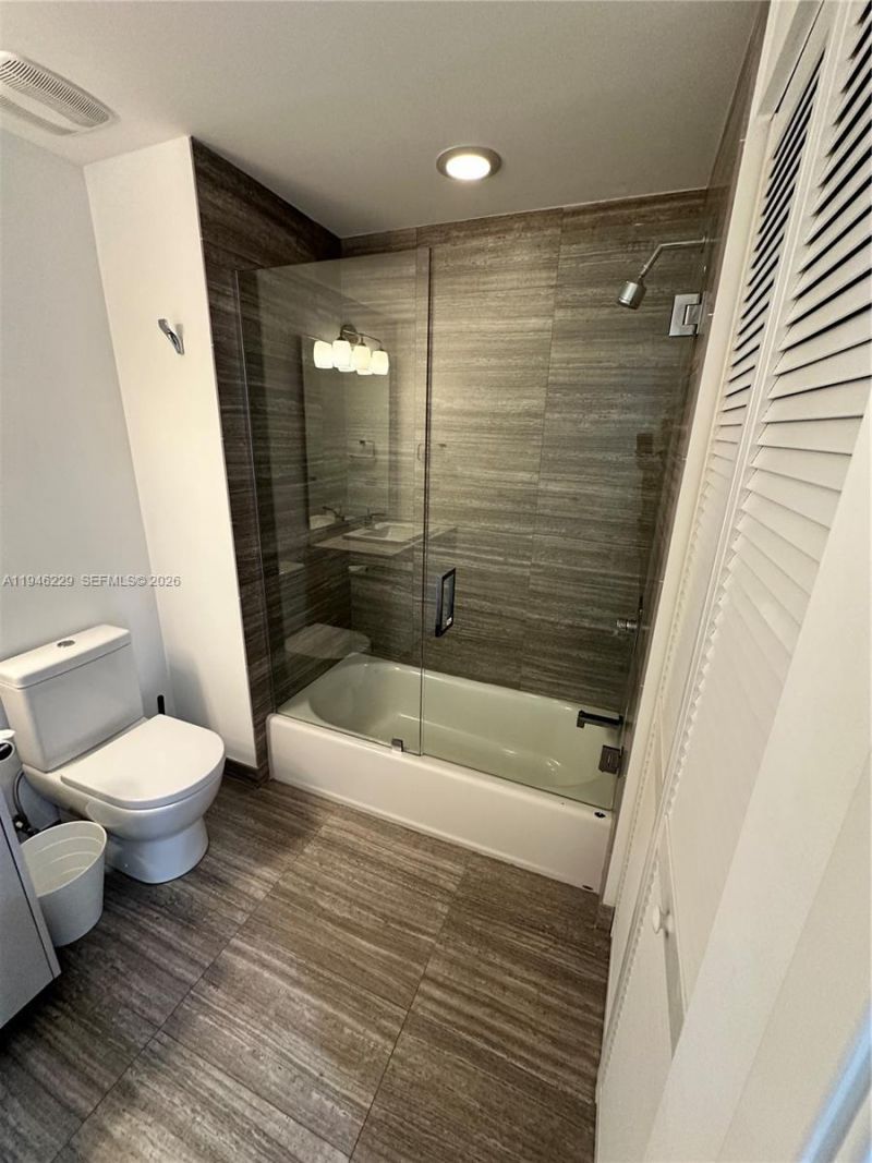 1010 Brickell Ave, Unit 3809, Miami, FL 33131 Photo