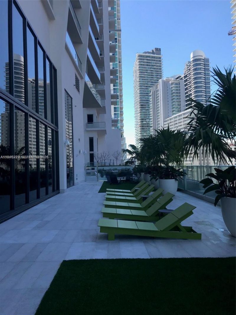 1010 Brickell Ave, Unit 3809, Miami, FL 33131 Photo