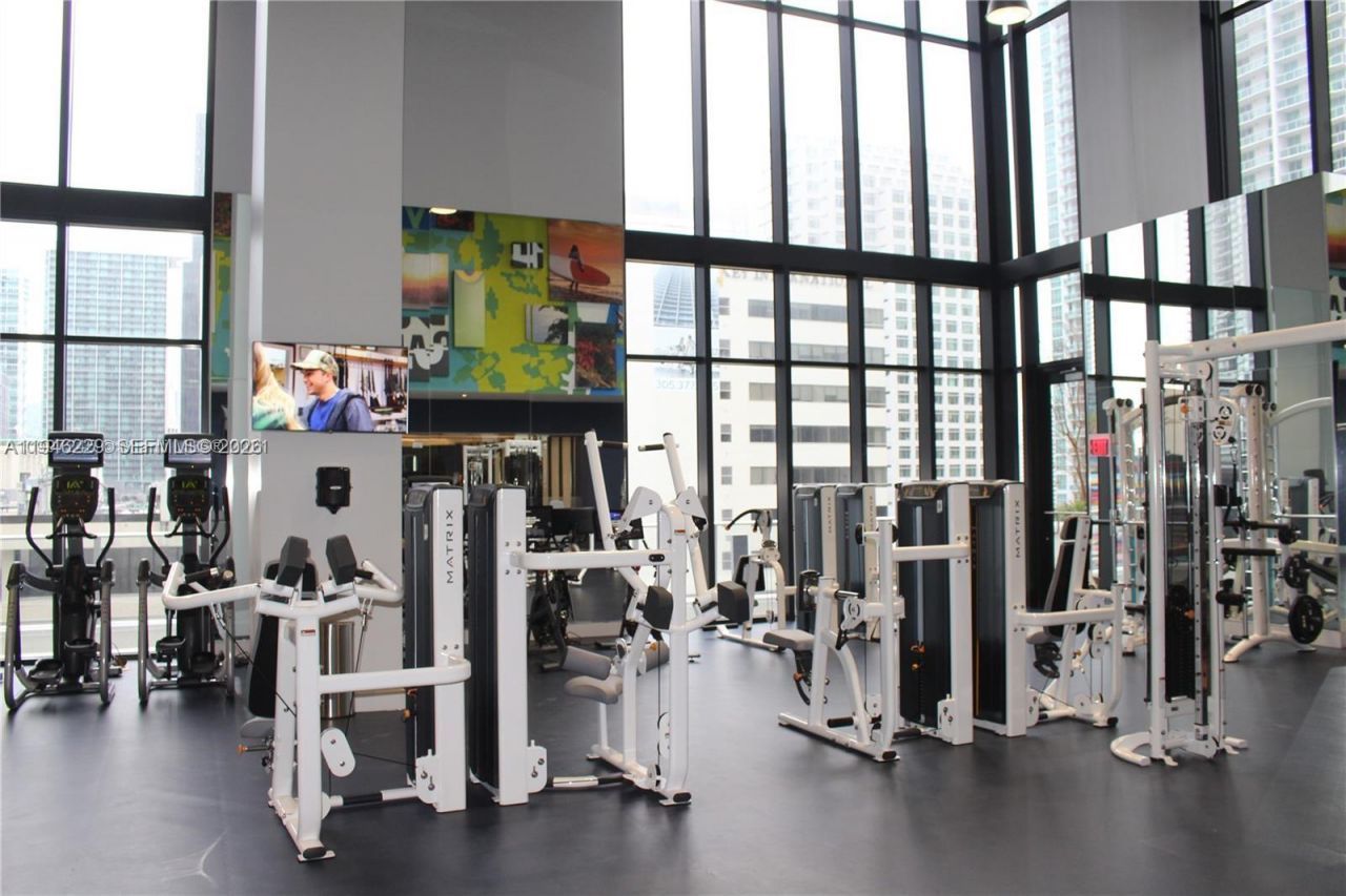 1010 Brickell Ave, Unit 3809, Miami, FL 33131 Photo